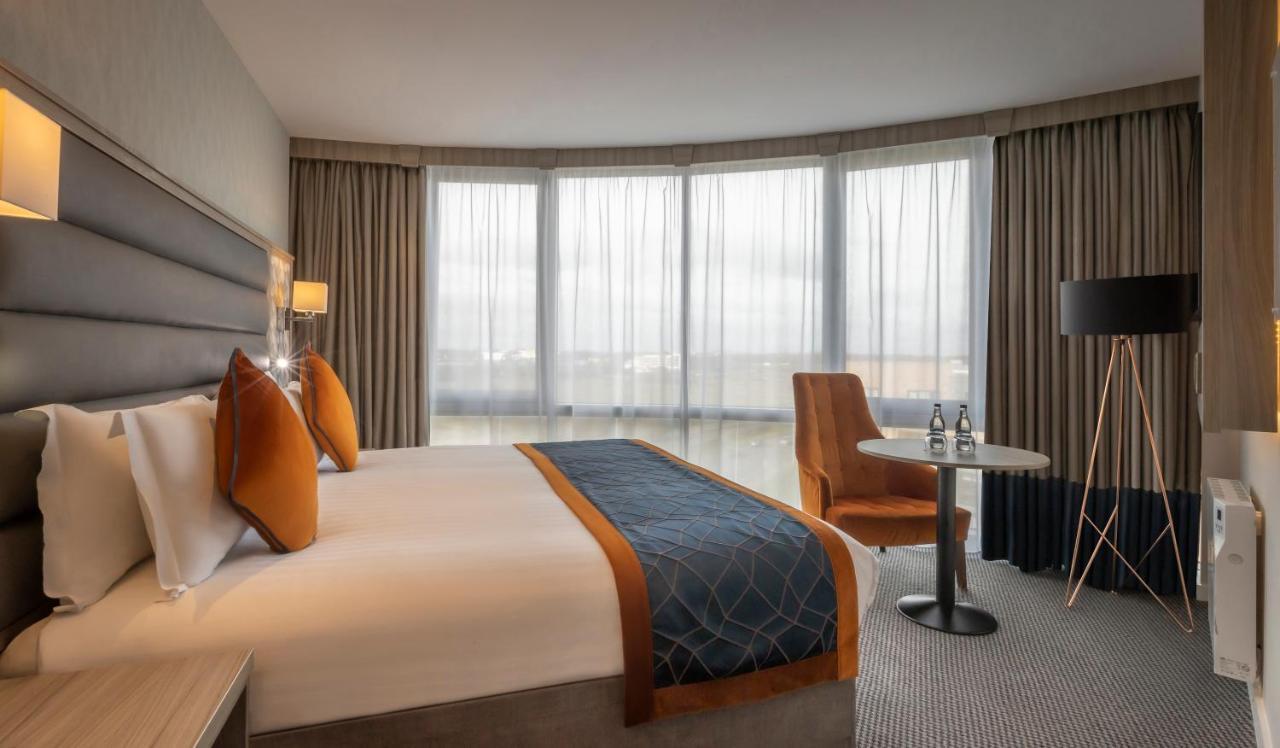 Metro Hotel Dublin Airport Santry Bagian luar foto