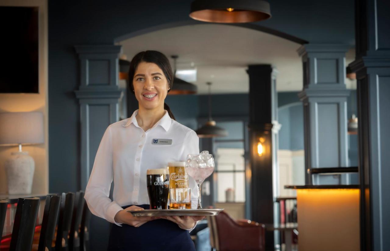 Metro Hotel Dublin Airport Santry Bagian luar foto