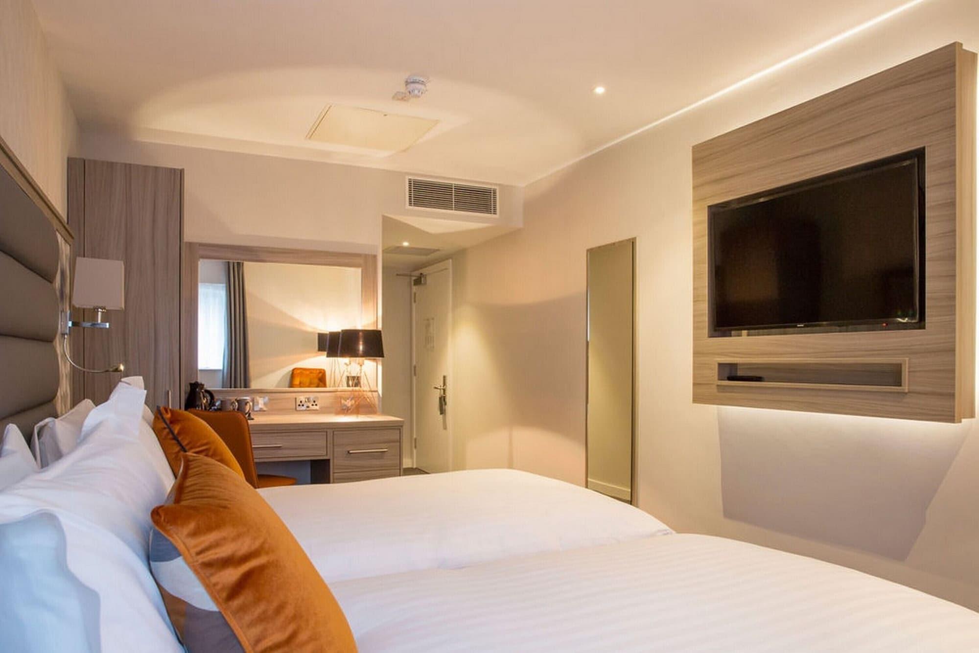 Metro Hotel Dublin Airport Santry Bagian luar foto