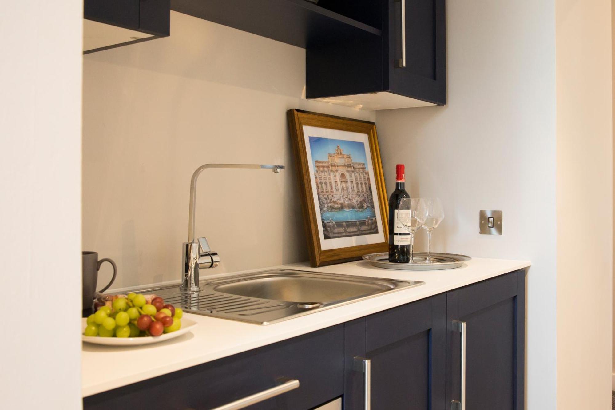 Metro Hotel Dublin Airport Santry Bagian luar foto