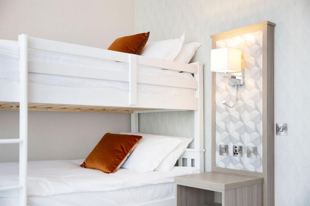 Metro Hotel Dublin Airport Santry Bagian luar foto